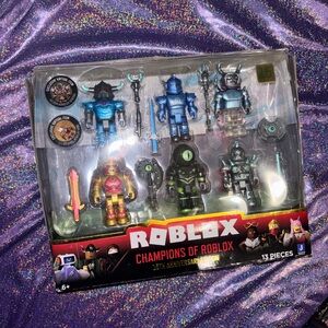 Roblox Champions of Roblox (15th anniversary edition)
